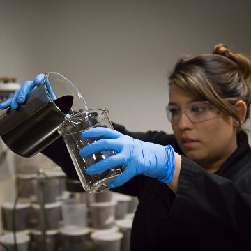 역청 제품 및 서비스