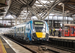 고용량 지하철 열차 시간표 서비스 개시 계속