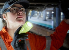 우리가 움직이는 방식: 온라인슬롯사이트가 디지털 서비스를 통해 승객을 안전하고 안정적으로 이동시키는 방법.